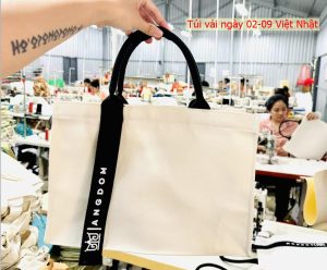Mẫu túi canvas dạng hộp đựng quà tặng sang trọng