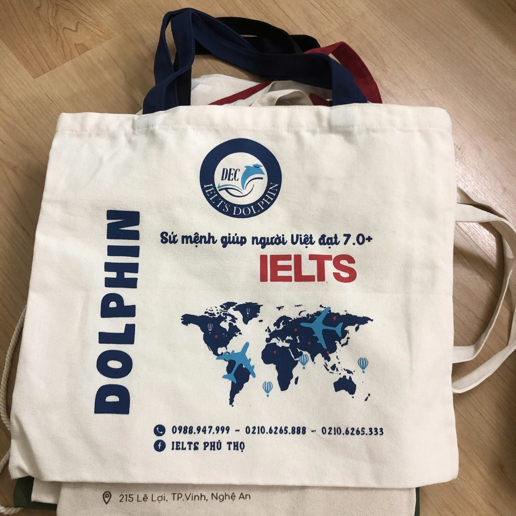 Túi canvas trung tâm Anh ngữ in logo chuyên nghiệp