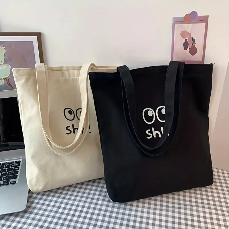 Túi canvas chặn đáy do xưởng Anh Quân sản xuất, in logo nhận diện thương hiệu